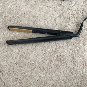 GHD flat iron